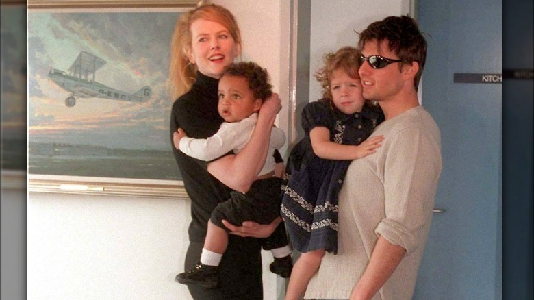 Tom Cruise and Nicole Kidman posing with their children  