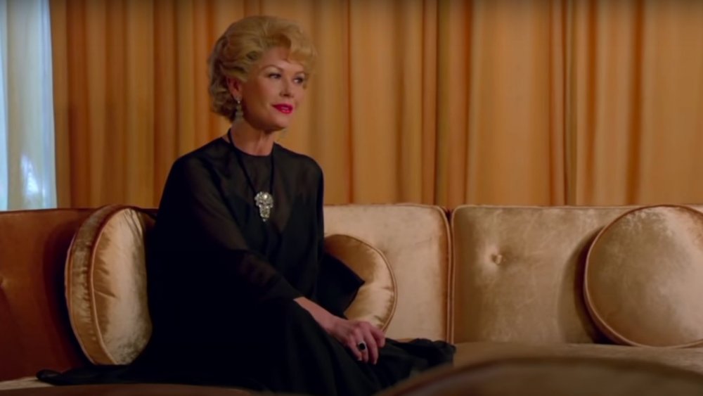 Catherine Zeta-Jones portraying Olivia de Havilland in Feud: Bette and Joan