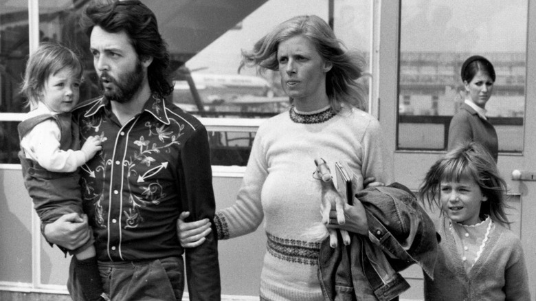 Paul McCartney, with his wife Linda and children Mary and Heather in 1971