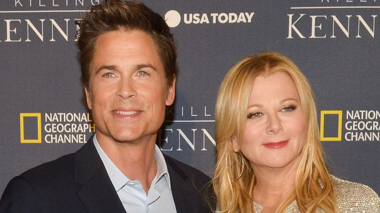 Rob Lowe, Sheryl Berkoff posing