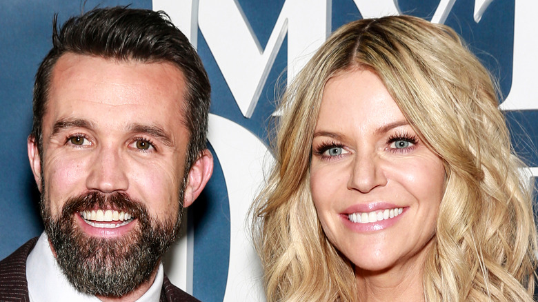 Rob McElhenney and Kaitlin Olson smiling 