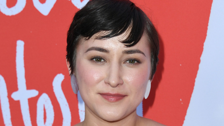 Zelda Williams smiling in 2019 red carpet photo 