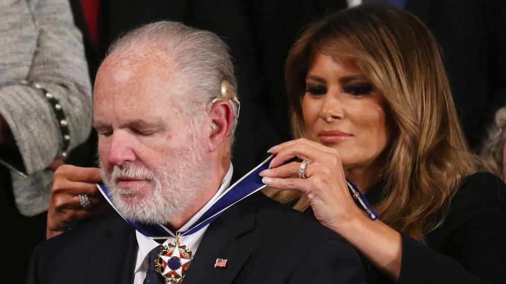 Rush Limbaugh receives the Presidential Medal of Freedom