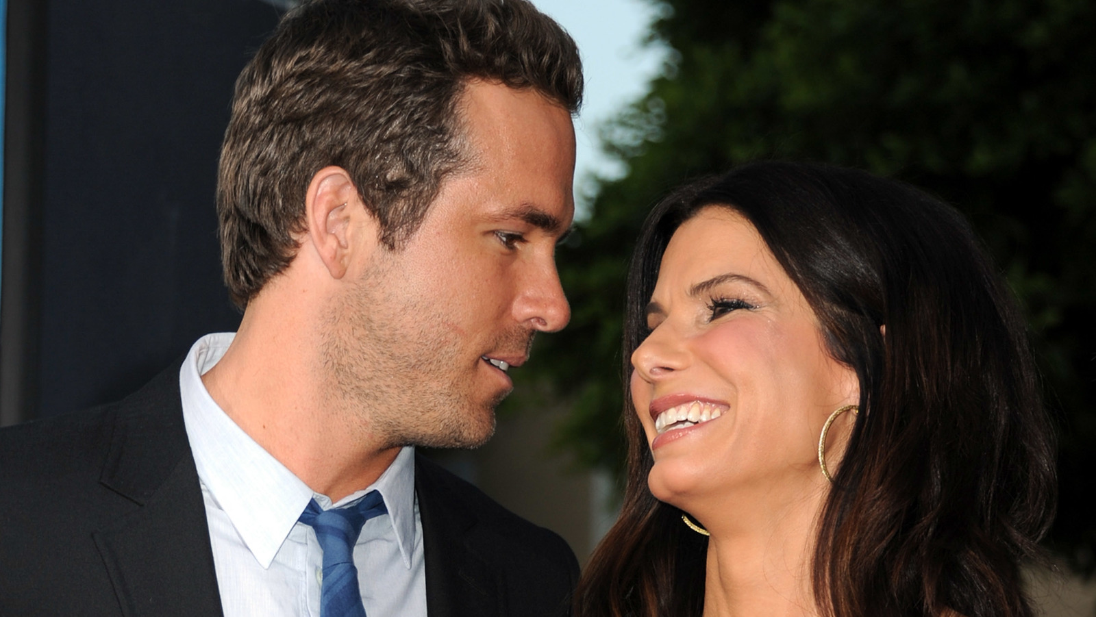 The Truth About Ryan Reynolds And Sandra Bullock's Romance