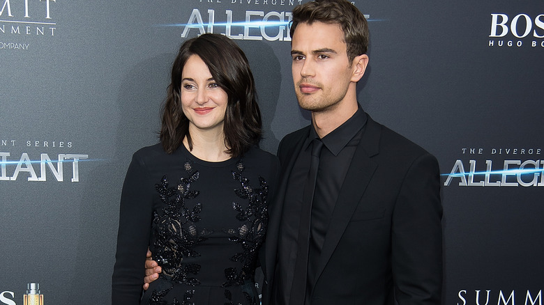 Shailene Woodley and Theo James pose together in 2016