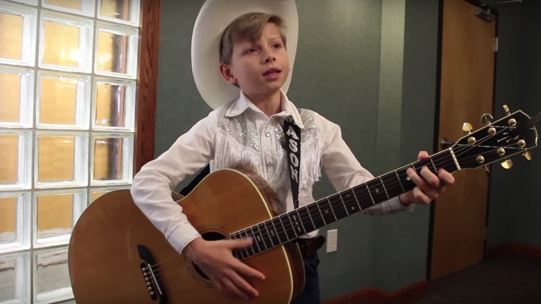 Walmart yodeling kid, Mason Ramsey