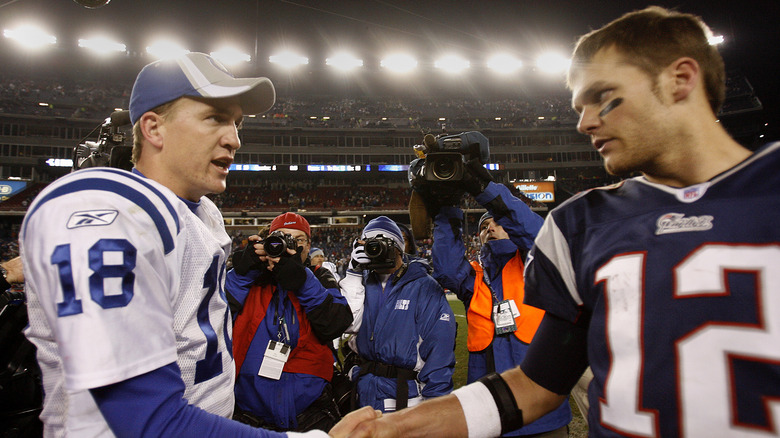 Austin Collie Explains Differences Between Playing With Tom Brady, Peyton  Manning