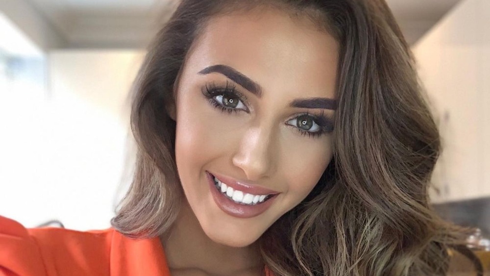 Too Hot To Handle's Chloe Veitch is ready to be on Love Island - Dexerto