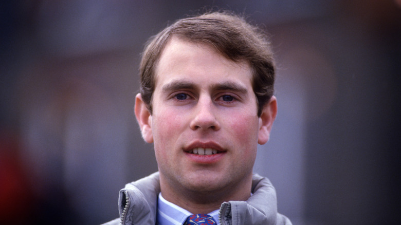 Young Prince Edward looking onward