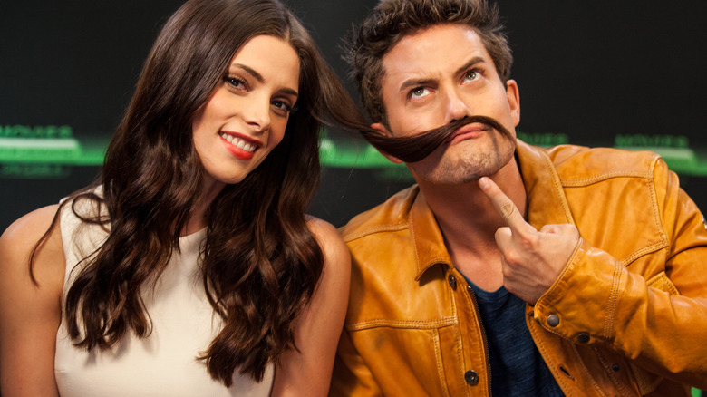 Ashley Greene poses with Jackson Rathbone