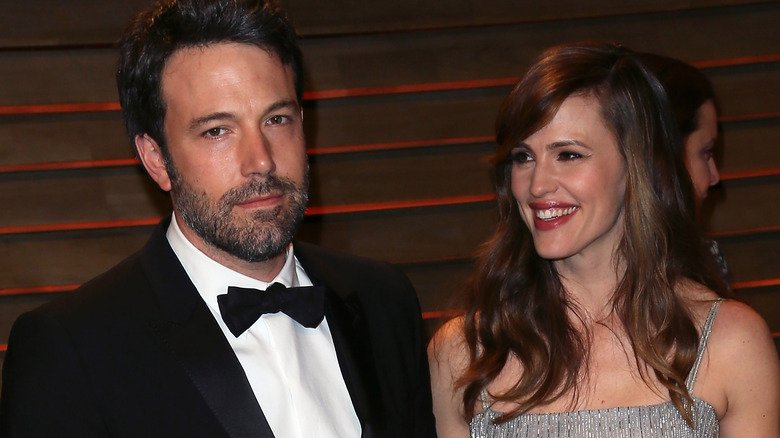 Ben Affleck and Jennifer Garner posing