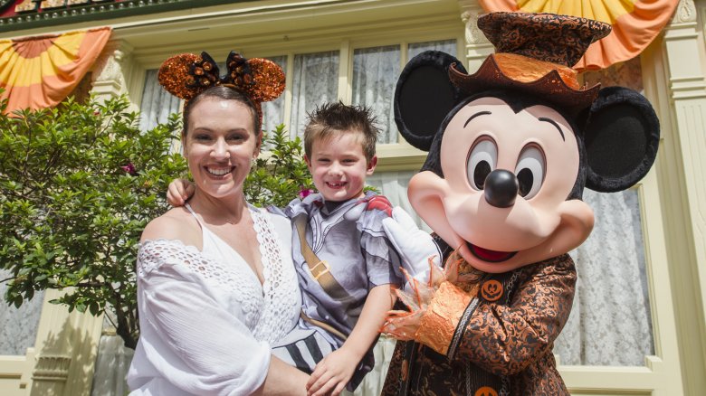 Alyssa Milano and son