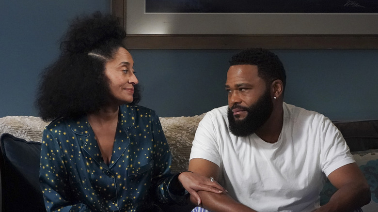 Tracee Ellis Ross, Anthony Anderson in Black-ish