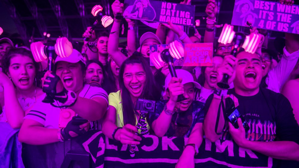 Blackpink Coachella crowd