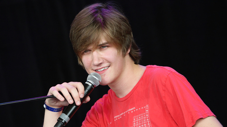 Bo Burnham performing 2009