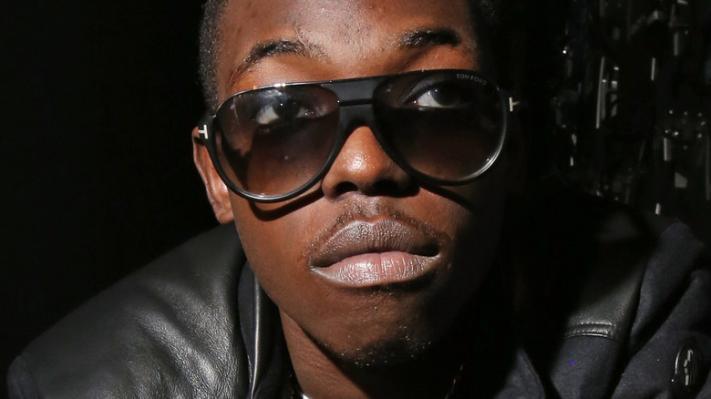 Bobby Shmurda wearing sunglasses