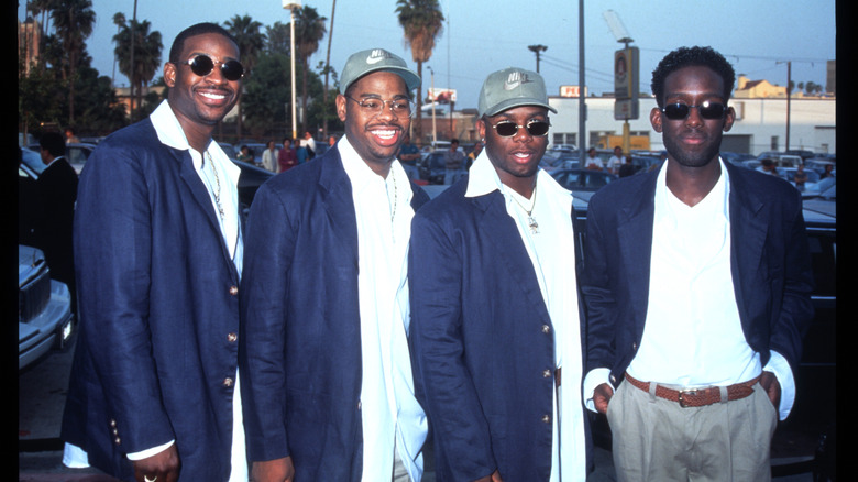 Boyz II Men in matching suits