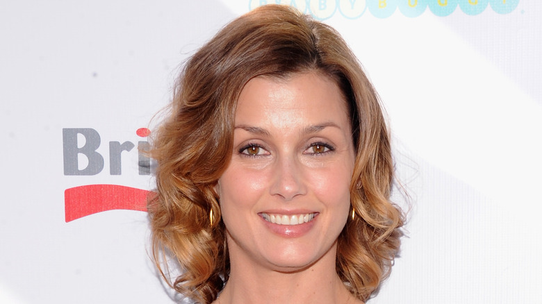 Bridget Moynahan smiling