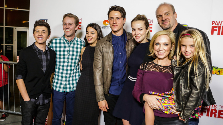 The Good Luck Charlie cast on a red carpet