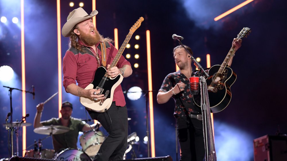 Brothers Osborne performing