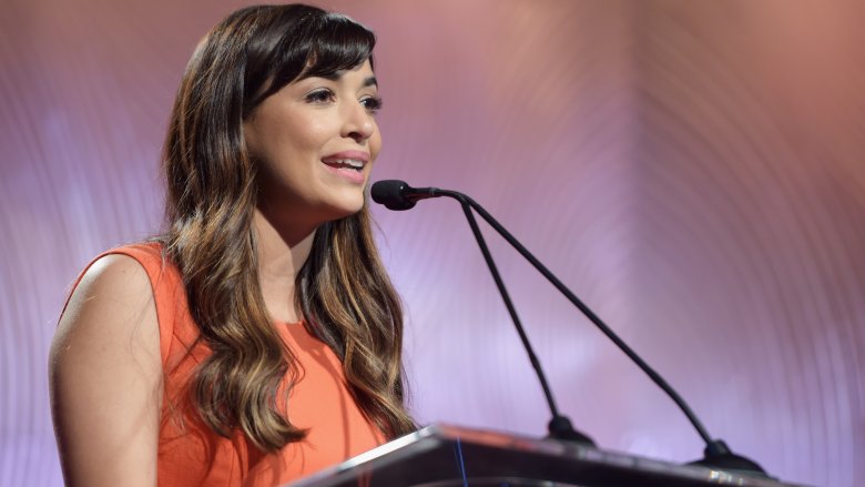 Hannah Simone speaking at the WE Day celebration dinner