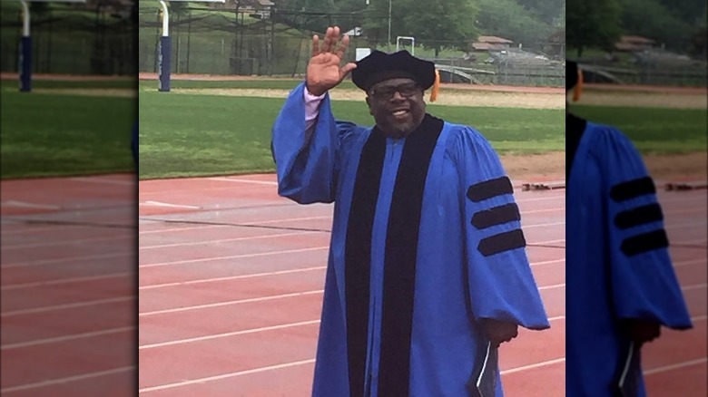 Cedric the Entertainer doctorate graduation