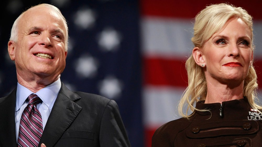 John McCain, Cindy McCain at a campaign event in 2008