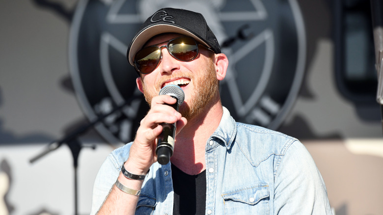 Cole Swindell at Stagecoach 2019