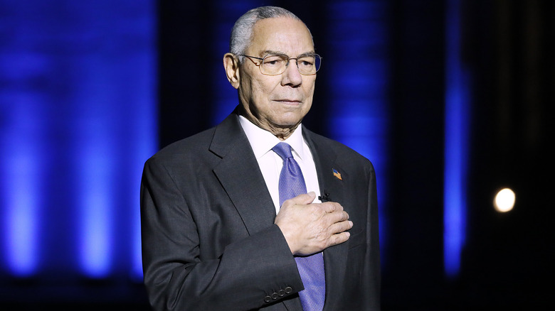 Colin Powell on stage