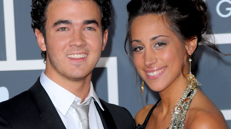 Kevin and Danielle Jonas smiling