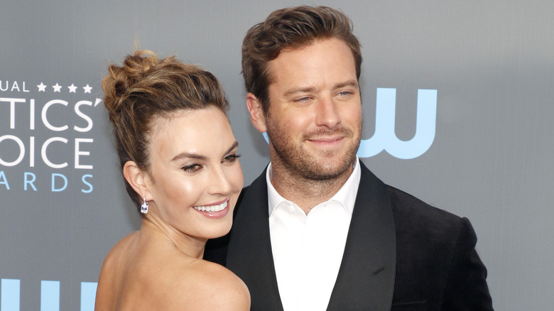 Elizabeth Chambers, Armie Hammer posing