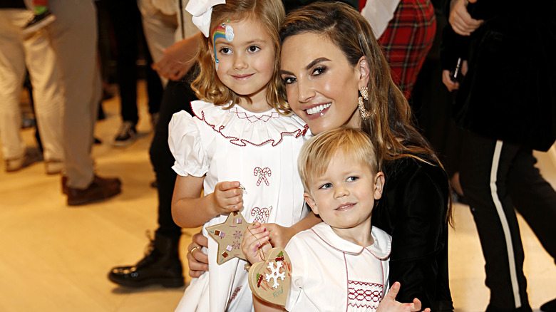 Elizabeth Chambers, Harper Hammer, Ford Hammer posing