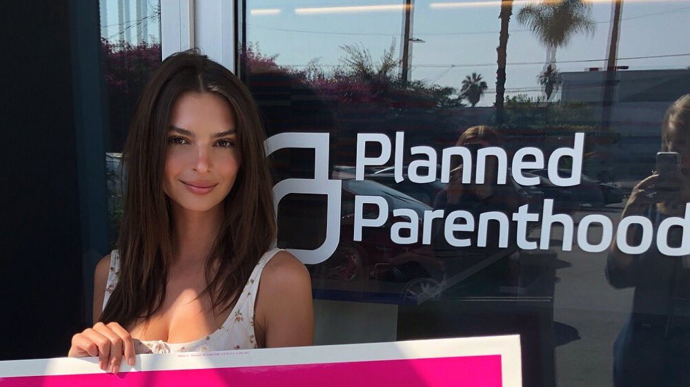 Emily Ratajkowski at Planned Parenthood in 2018