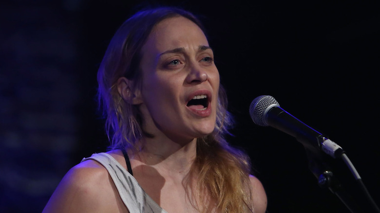 Fiona Apple singing white t-shirt