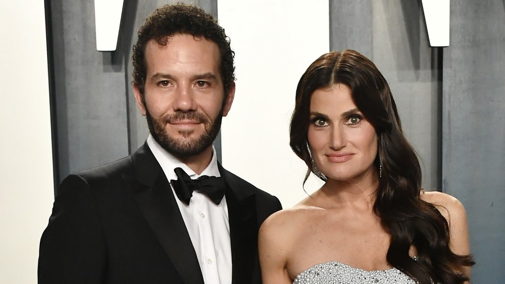 Idina Menzel and Aaron Lohr