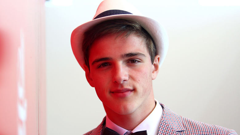 Jacob Elordi wearing a fedora