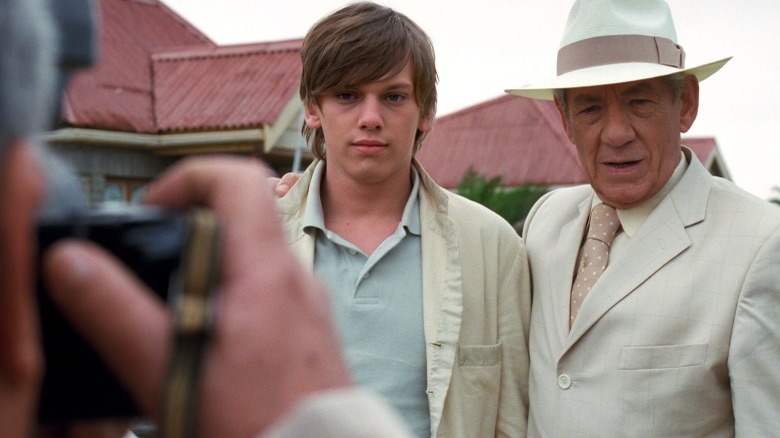 Ian McKellen and Jamie Campbell Bower, posing