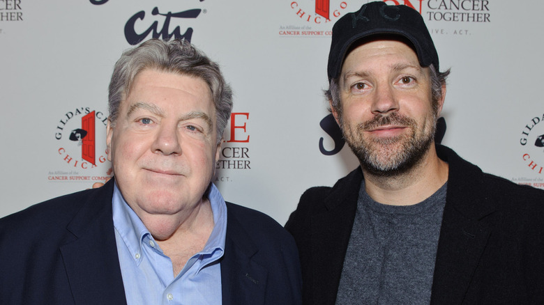 George Wendt and Jason Sudeikis posing together