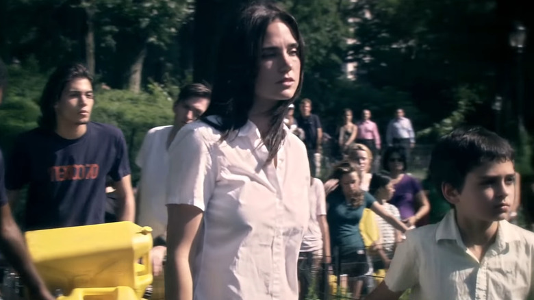 Jennifer Connelly in a PSA for clean water