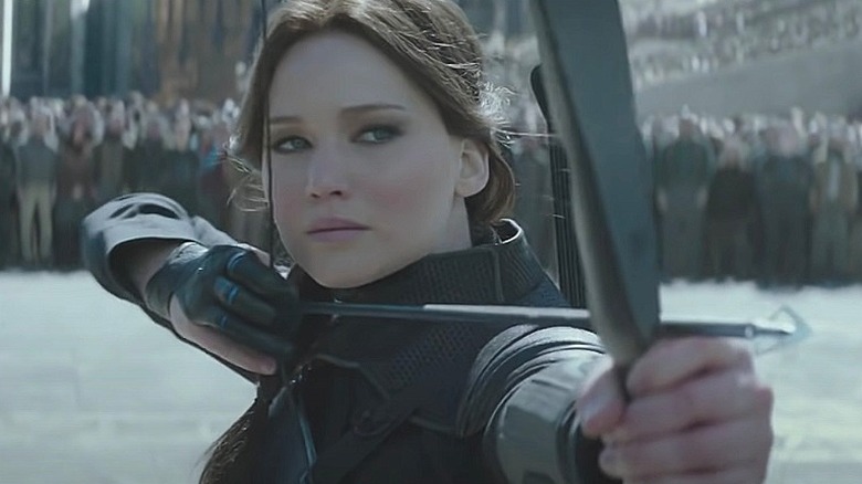 Jennifer Lawrence archery Hunger Games