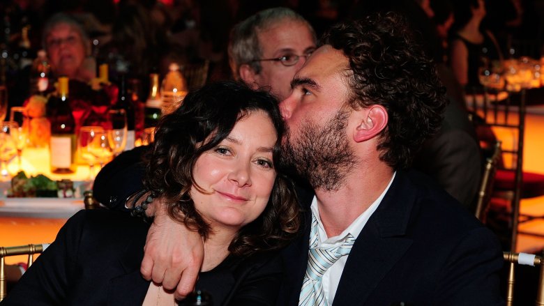 Johnny Galecki and Sara Gilbert