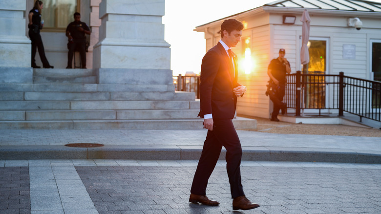 Jon Ossoff walking