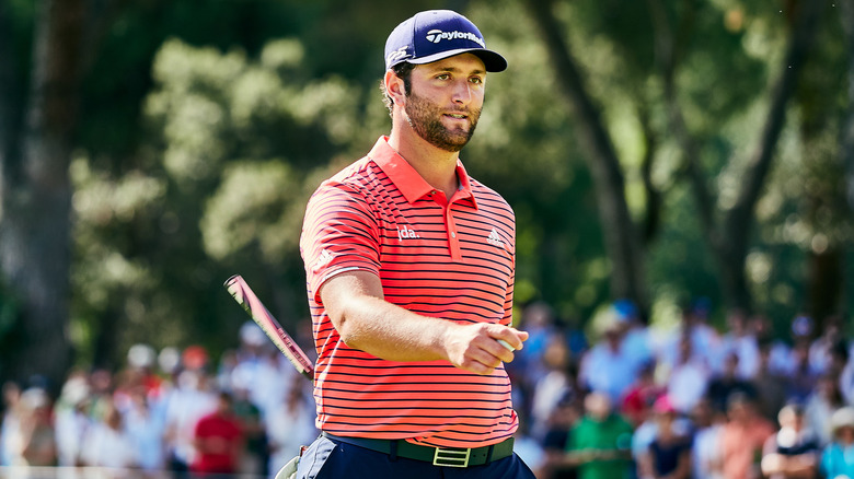 Jon Rahm in front of a crowd