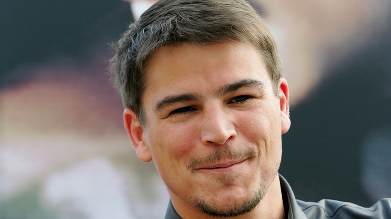 Josh Hartnett smirking