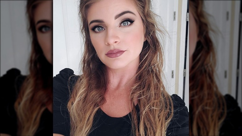 Kaitlin Bennett selfie with heavy eyemakeup