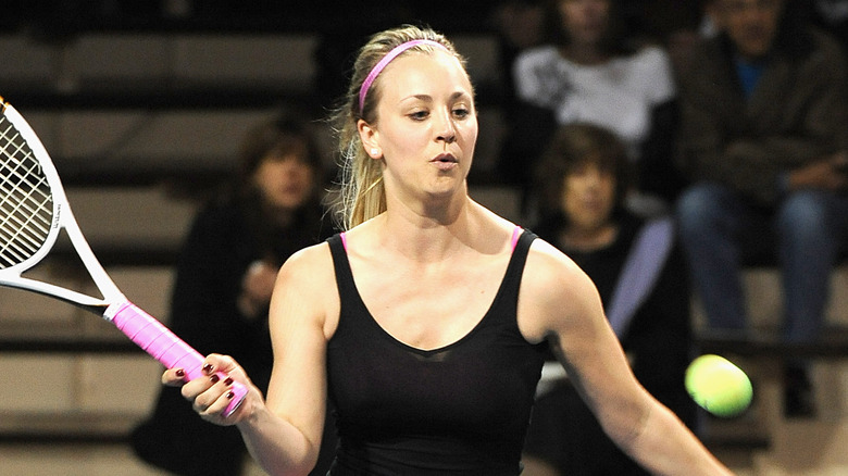 Kaley Cuoco playing tennis