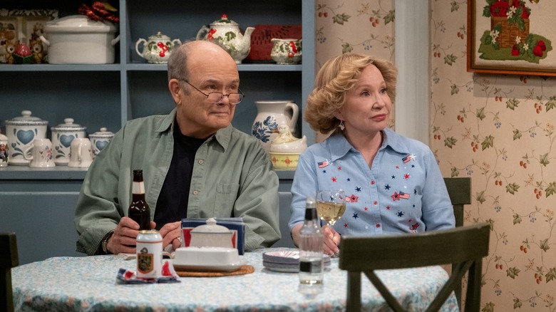 Kurtwood Smith and Debra Jo Rupp in 'That 90s Show'