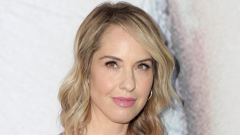 Leslie Grossman on red carpet