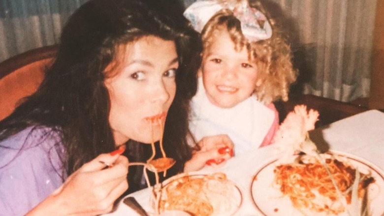 Lisa Vanderpump and Pandora Vanderpump Sabo eating