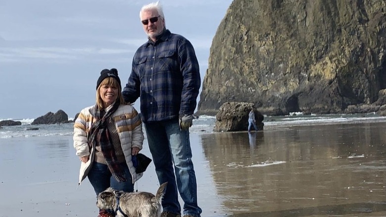 Amy Roloff and Chris Marek on the beach